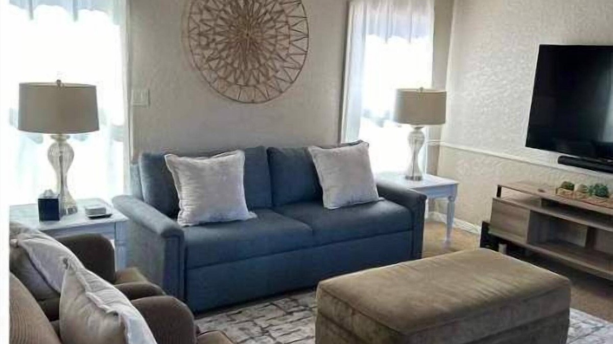 Las Cruces House | Elite Casita with EV Level II Charger & Indoor Jet Tub