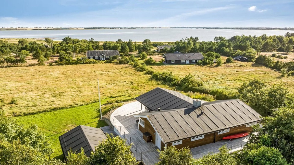 Fur House | "Eljas" - 200m to the fjord by Interhome