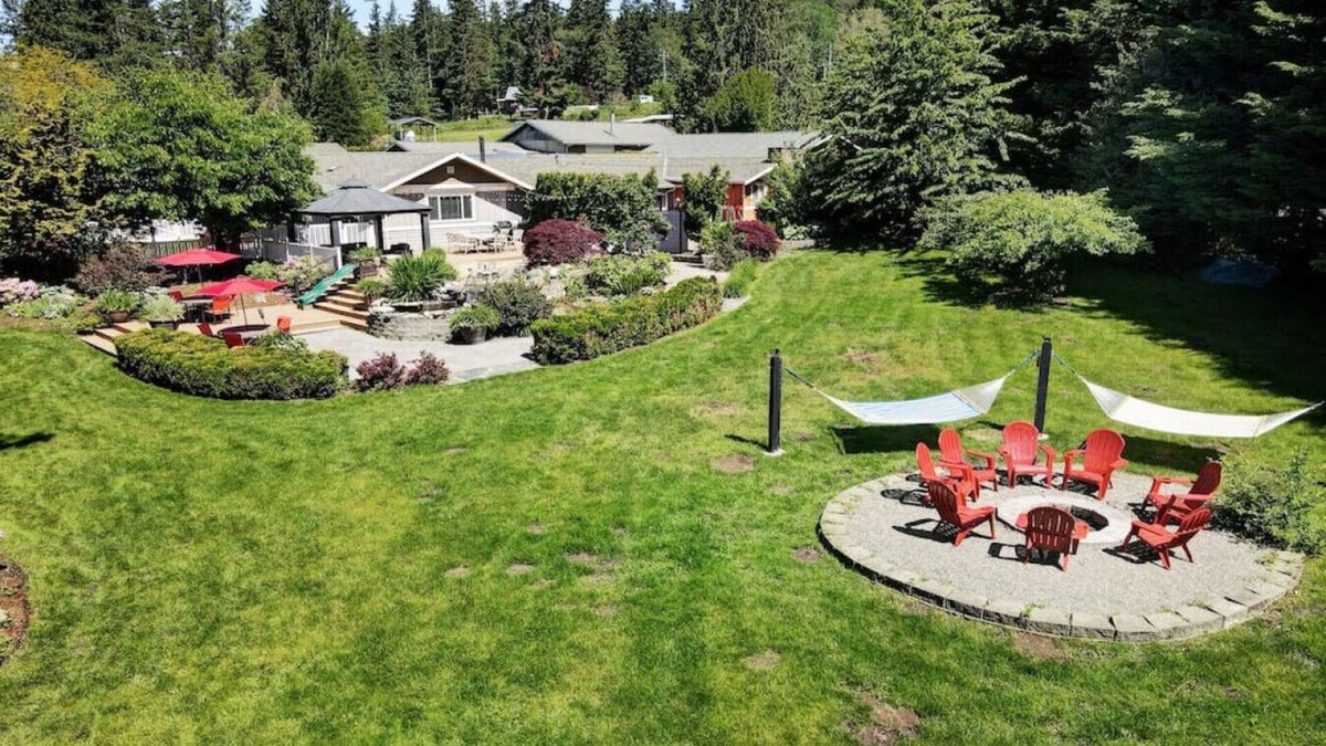 Fall City House | Elk Run - Beautiful House on a Stunning Property