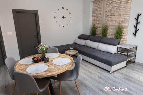Odesos Apartment | Elle Center by RV Apartments - TOP center