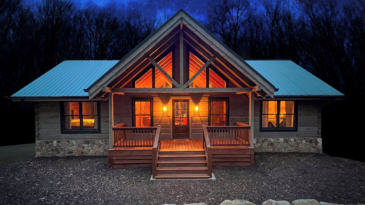 Ellijay Cabin | Ellijay Cabin - Secluded Vibe + Hot Tub - New Listing!