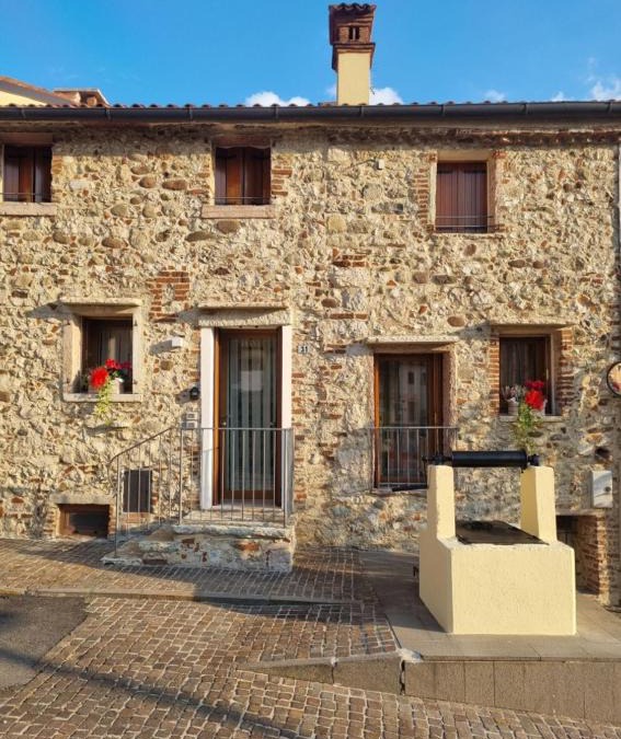 Pove del Grappa Apartment | Eloisa e Abelardo