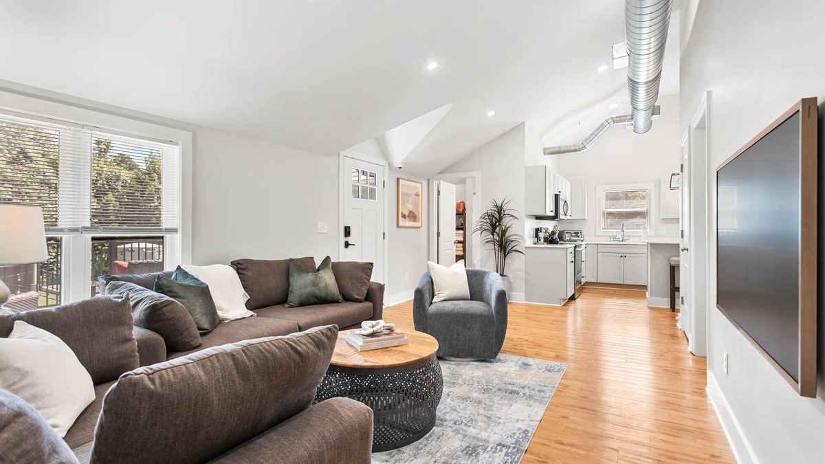 Elon Apartment | Elon Loft
