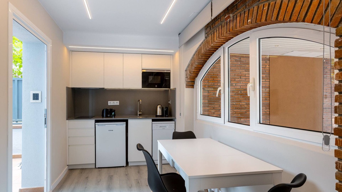 Vilassar de Mar Apartment | Els Vents - Aparthotel with Swimming Pool