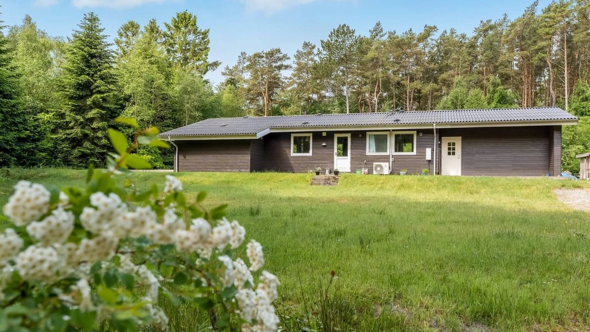 Nordost House | "Elsemaria" - 1.3km from the sea by Interhome