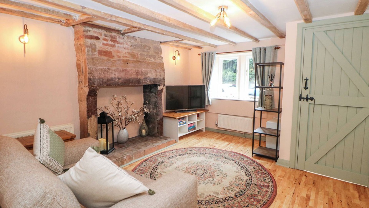 Cromford Cottage | ELSIE'S ESCAPE, family friendly, with a garden in Cromford