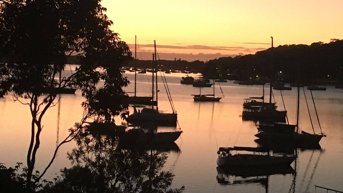 Lovett Bay House | Elvina Bay Retreat - Tranquil Waterfront Getaway