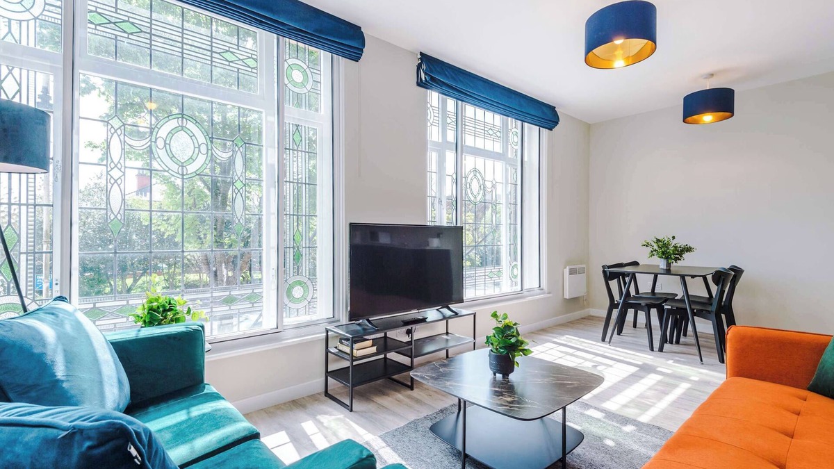 Southport Apartment | Elysée Suites - Lovely 2 Bed Flat in Southport