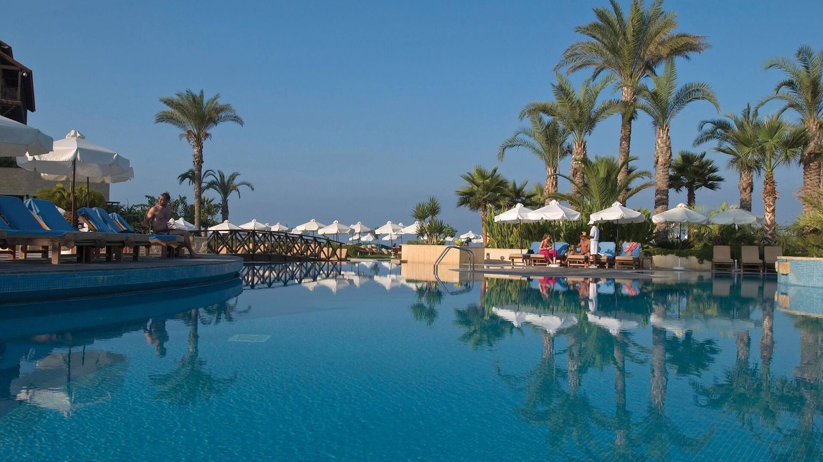 Paphos Hotel | Elysium