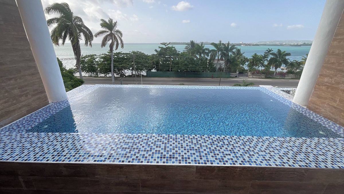 Reading Villa | Elysium Escapes Luxury 3BR Villa 18Mins FR Airport