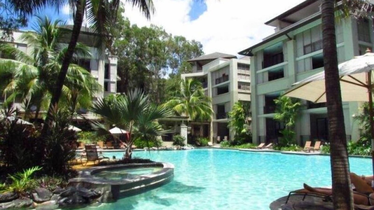Palm Cove Hotel | Elysium Triton by the Sea