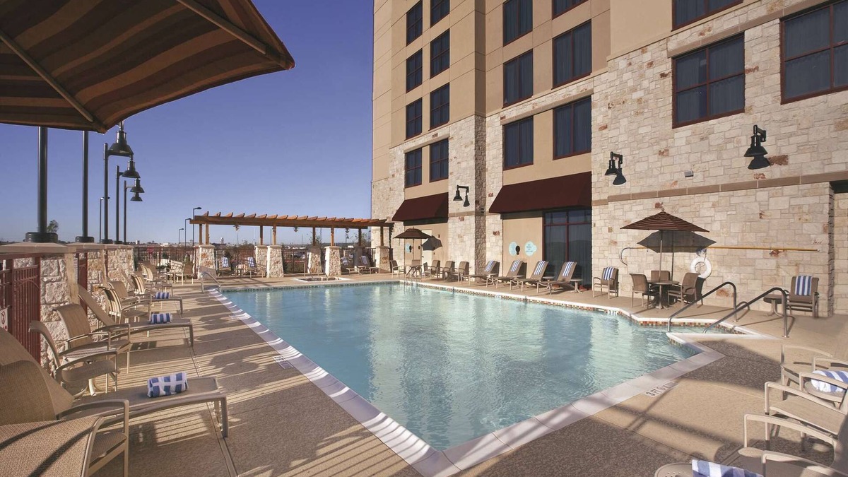 San Marcos Hotel | Embassy Suites by Hilton San Marcos Hotel Conference Center