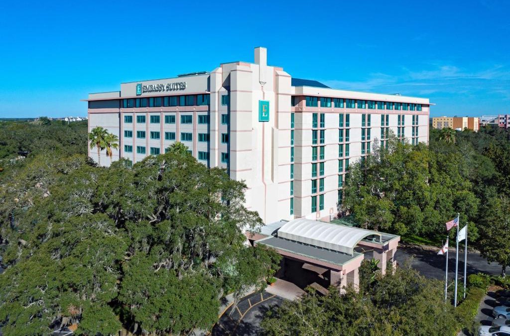 Bearss Plaza Hotel | Embassy Suites by Hilton Tampa USF Near Busch Gardens