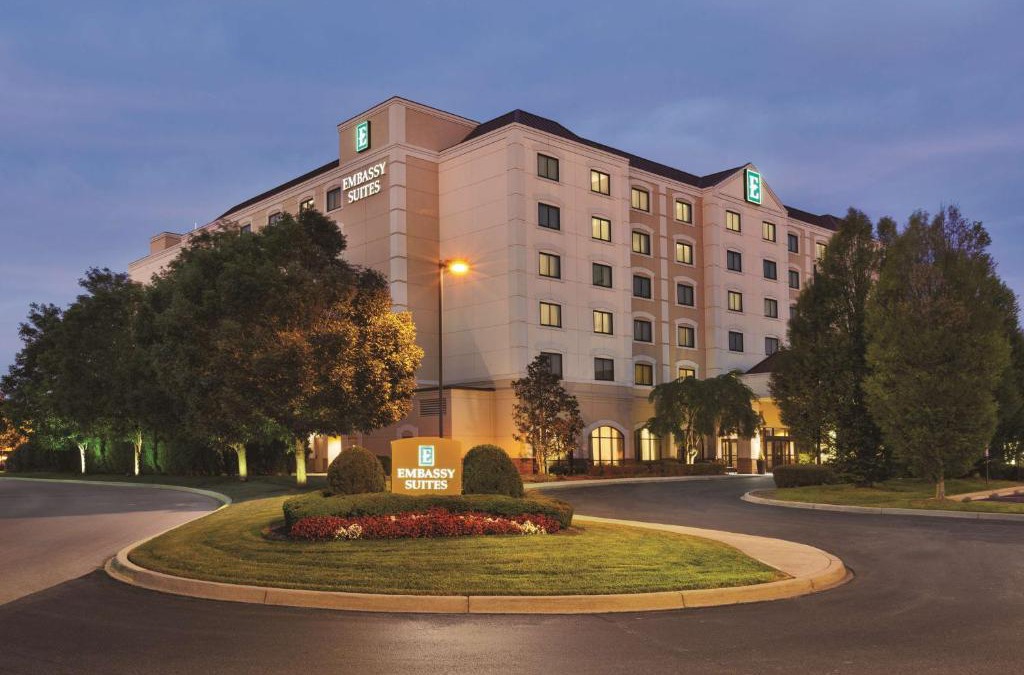 Lyndon Hotel | Embassy Suites by Hilton Louisville East