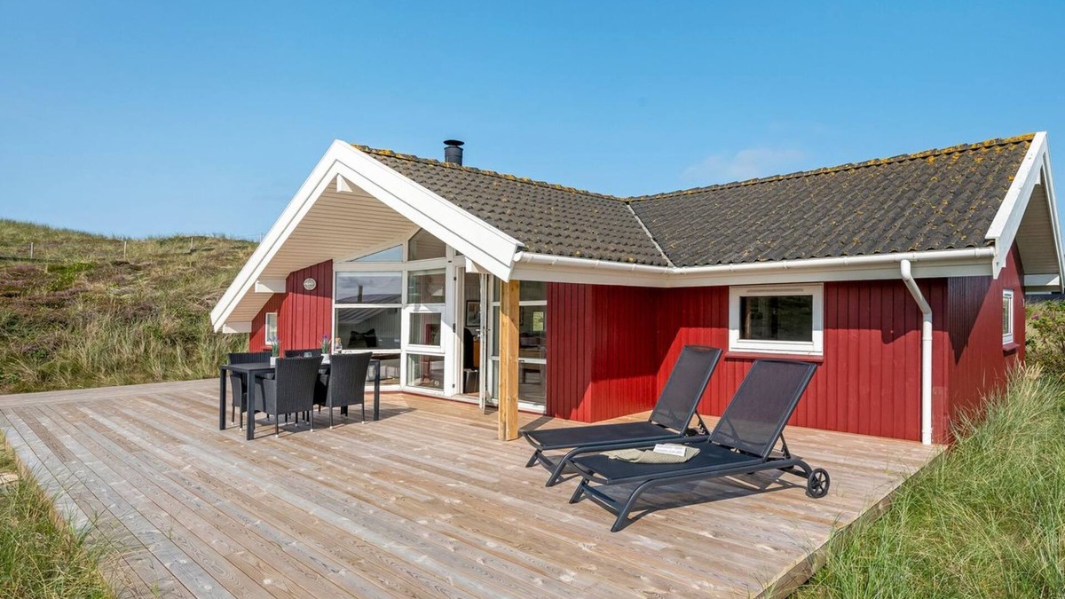 Bjerregard Strand House | "Emelie" - 200m from the sea by Interhome