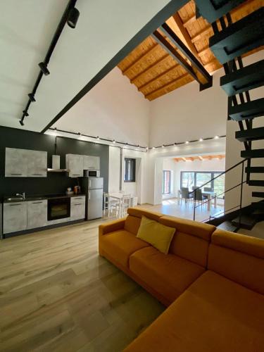 Valmontone Apartment | Emerald Apartment