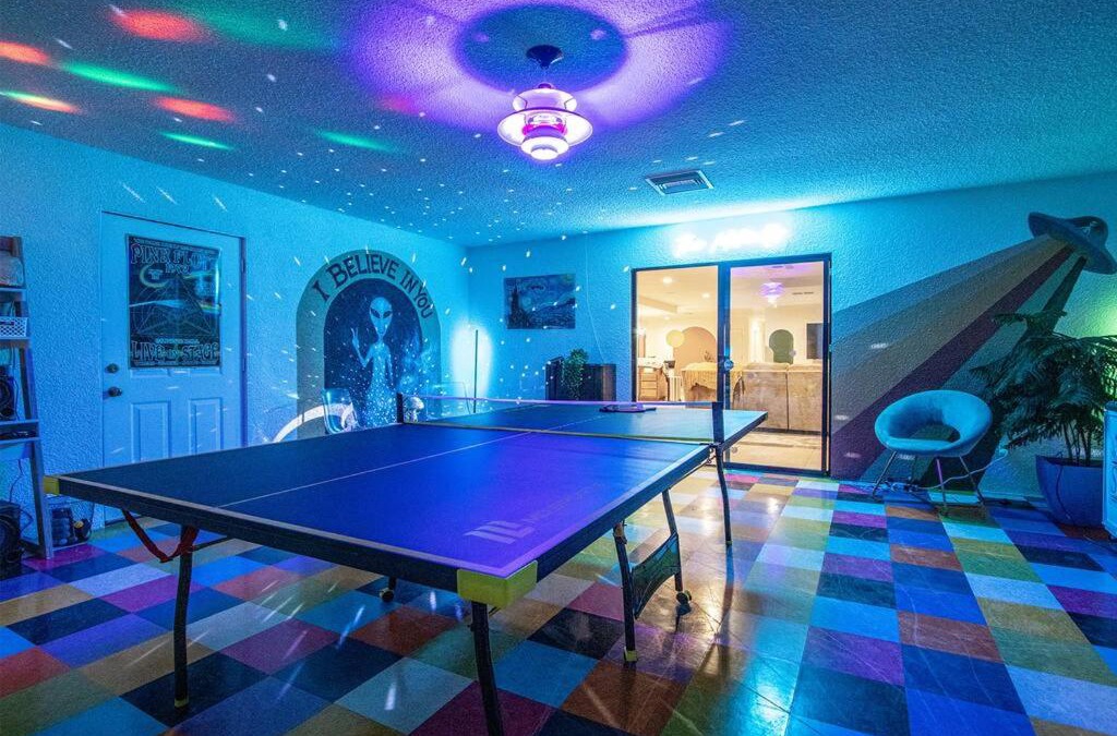 Twentynine Palms House | Emerald Haven! Alien Game Room - Pool - Spa - 15 Min to Joshua Tree Park!