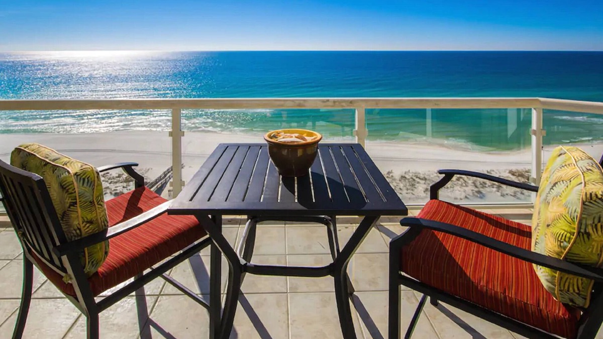 Pensacola Beach Condo | Emerald Isle