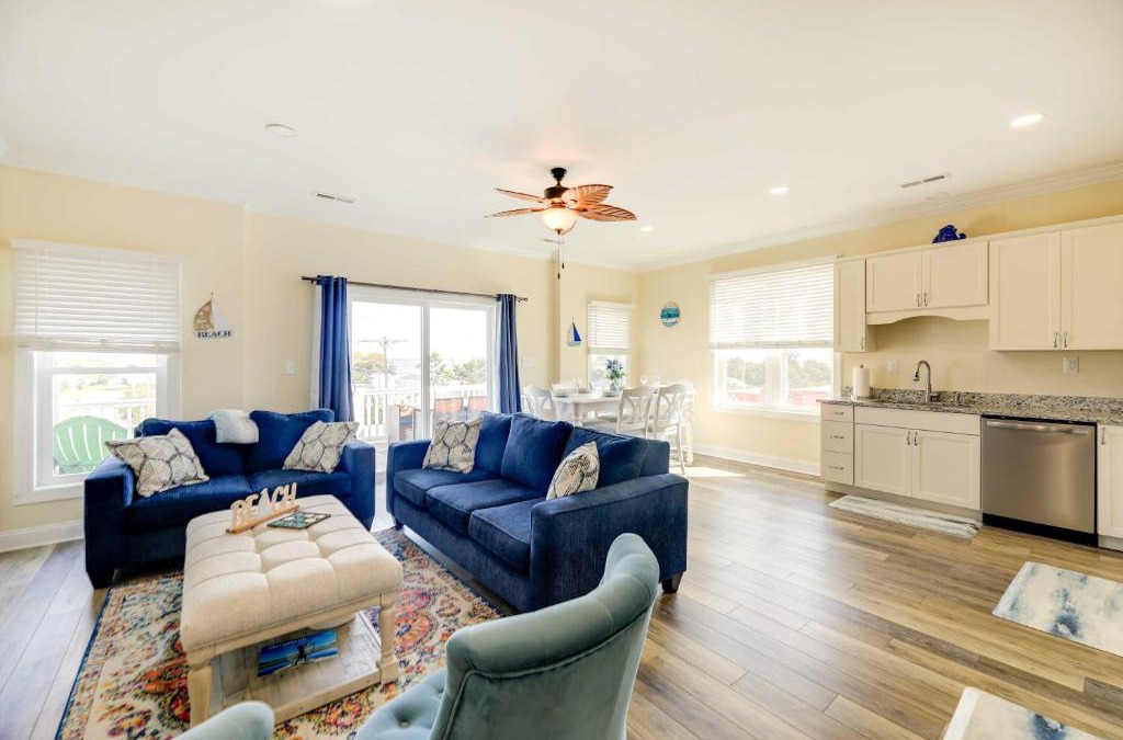 Emerald Isle House | Emerald Isle Vacation Home Walk to Beach!
