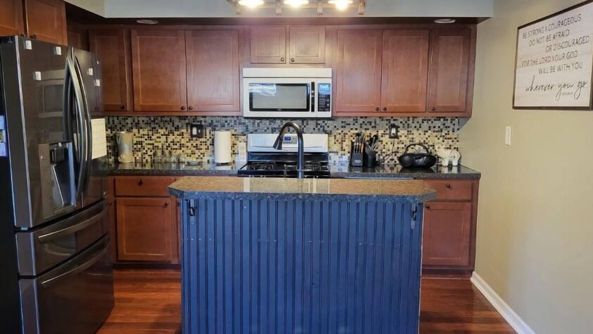 LaGrange House | Emma's Place