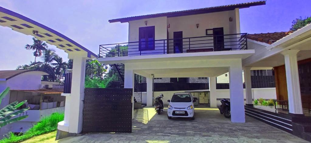 Vayittiri Villa | Empire Single Bedroom Villa with Common Pool