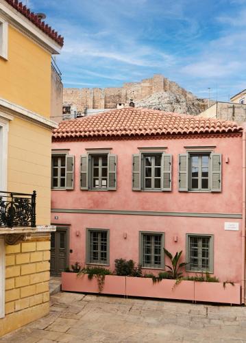 Plaka Villa | En Plaka - Athens Elegant Estate