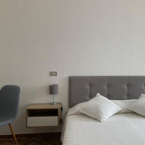 Donnalucata House | En-suite Triple Room-Giardino A Mare
