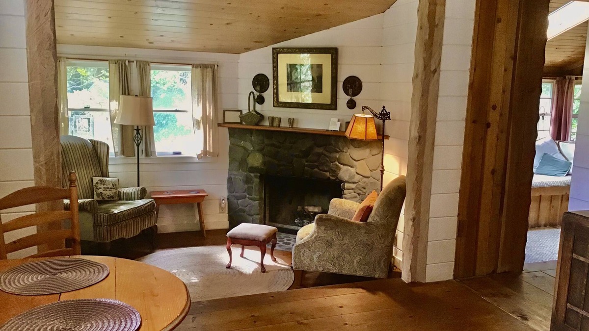 Mendocino Cottage | Enchanted Cottage in the Redwoods