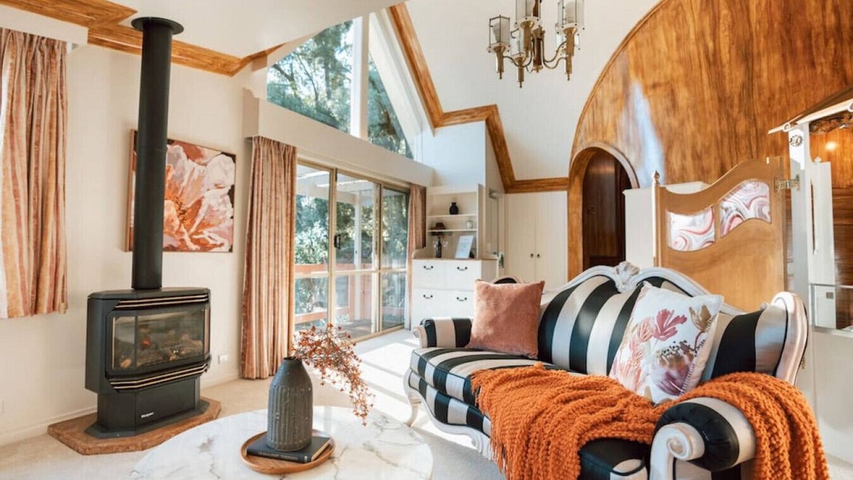 Olinda Apartment | Enchanted Spa Hideaway with Serene Views: Romantic Nature Escape for Couples