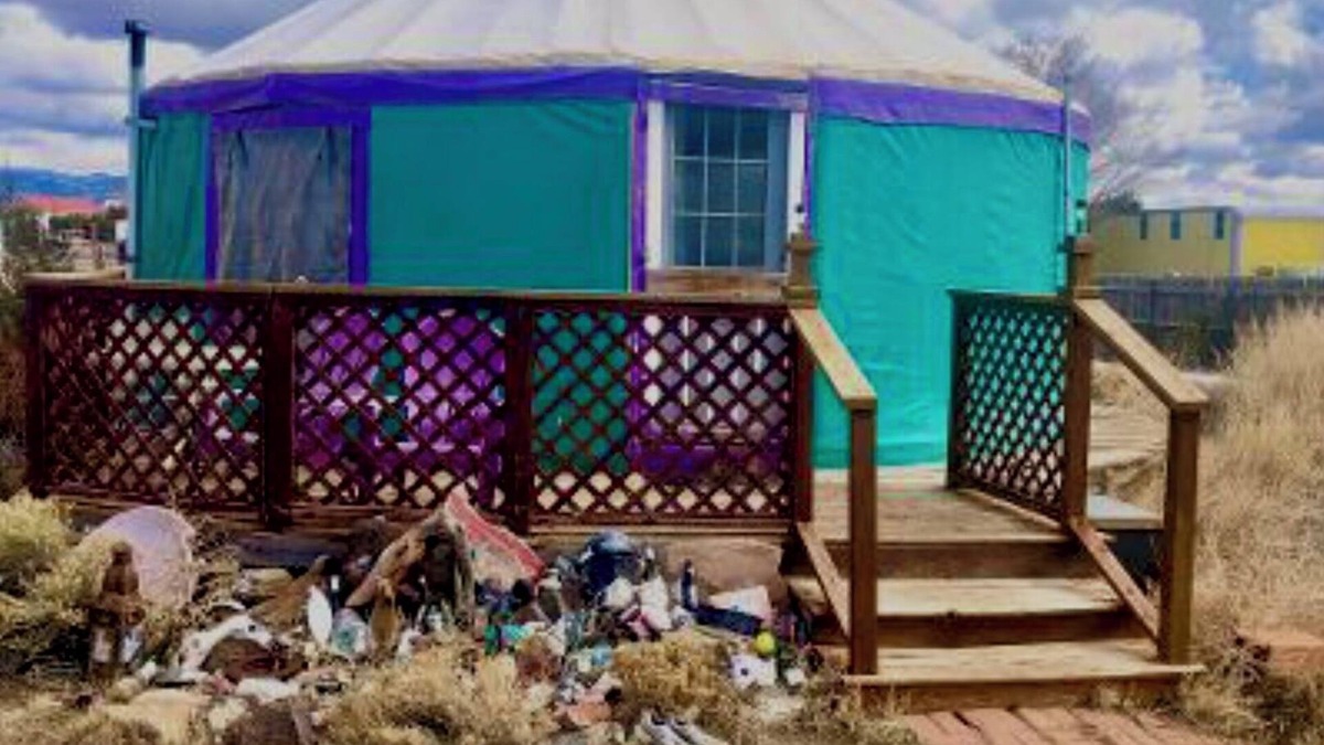Agua Fria Resort | Enchanted yurt with amazing views and llamas too
