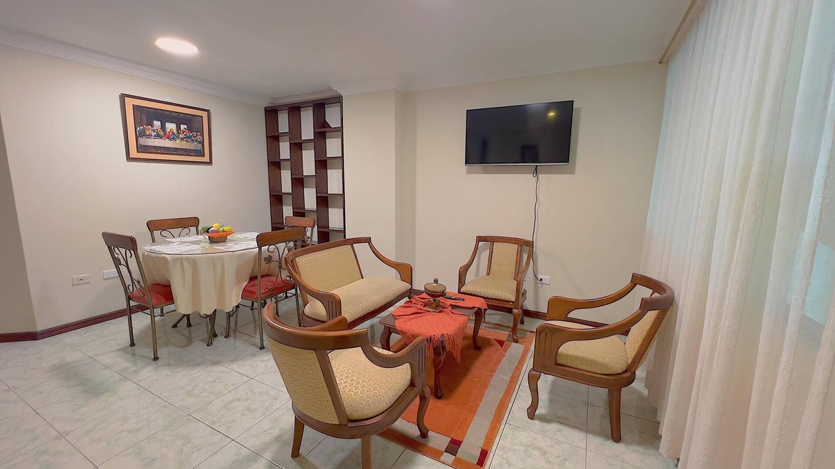 Loja Apartment | Enchanting 2-bedroom apartment with WiFi in Loja
