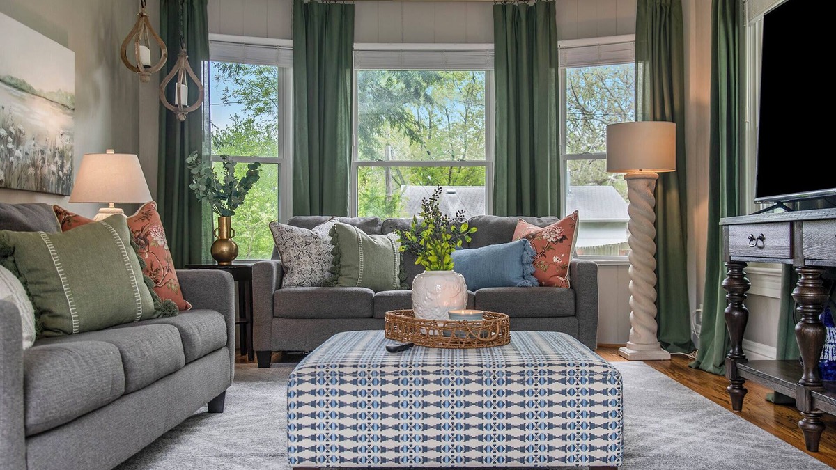 Benson House | Enchanting Benson Home, BBQ & Fenced Yard!