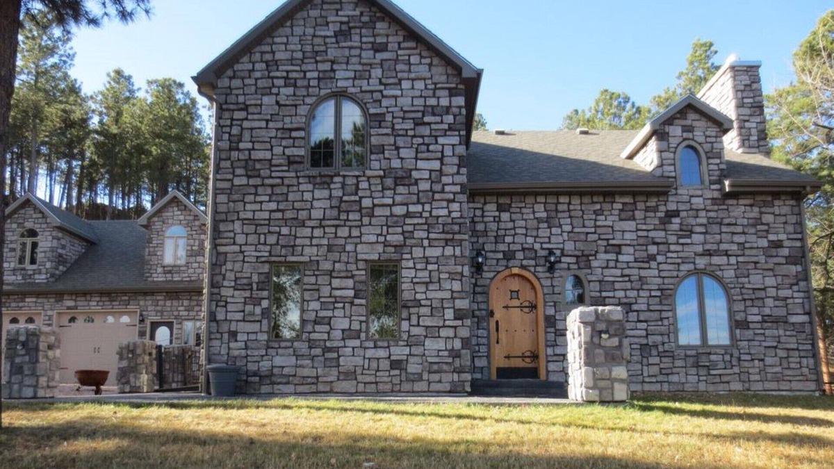 Rockerville House | Enchanting Black Hills Castle near Mt Rushmore/Rapid City