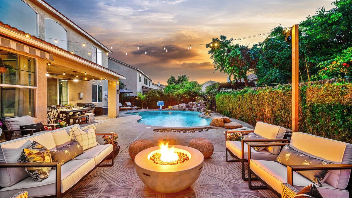 Clovis House | Enchanting Clovis Haven w/Hot Tub & Private Pool!