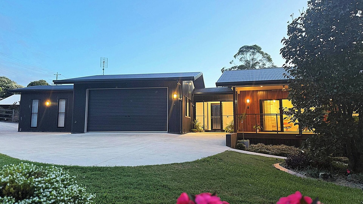 Mapleton House | Enchanting Haven in the Heart of Mapleton, Sunshine Coast Hinterland