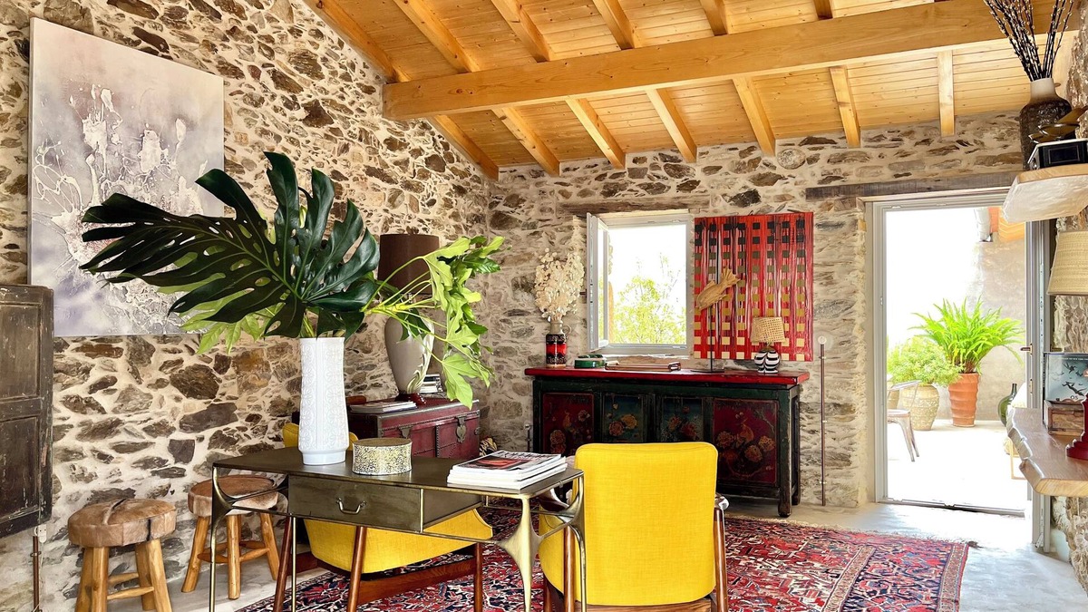 Penacova House | Enchanting rustic escape with romantic vibes