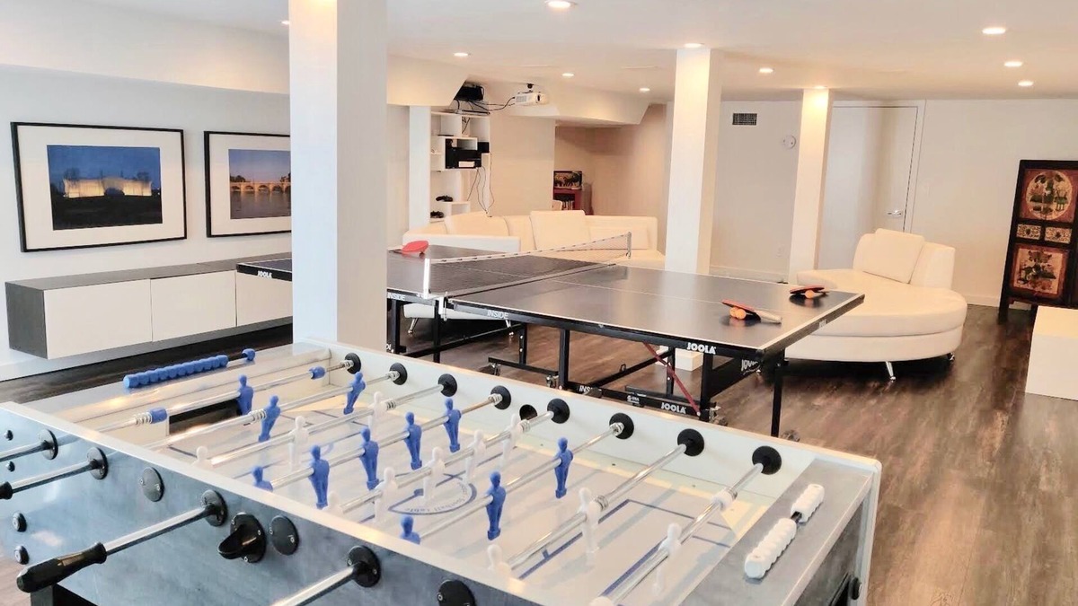 Village of East Hampton House | END OF JULY DEAL: Modern chic house in Georgica, East Hampton