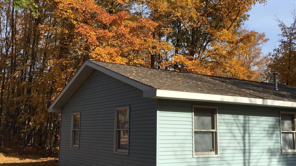 Maple City House | End of Summer and Fall dates booking now!