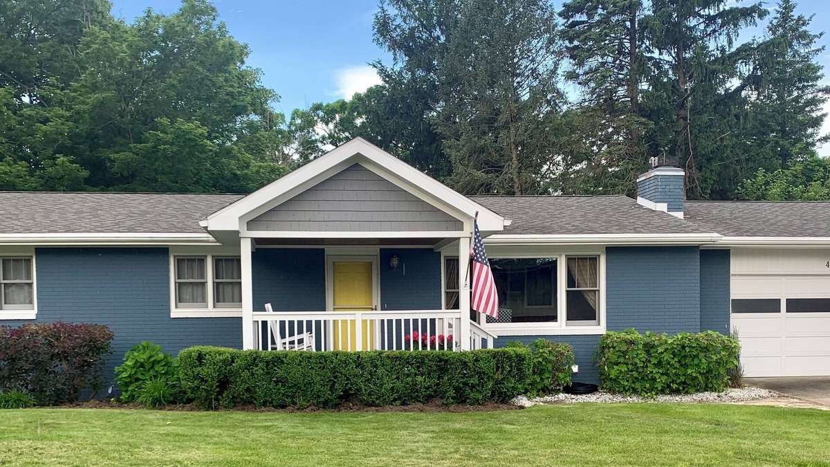 Grand Beach House | Endless Summer Escape, Charming Cottage: 1 blk from beach!