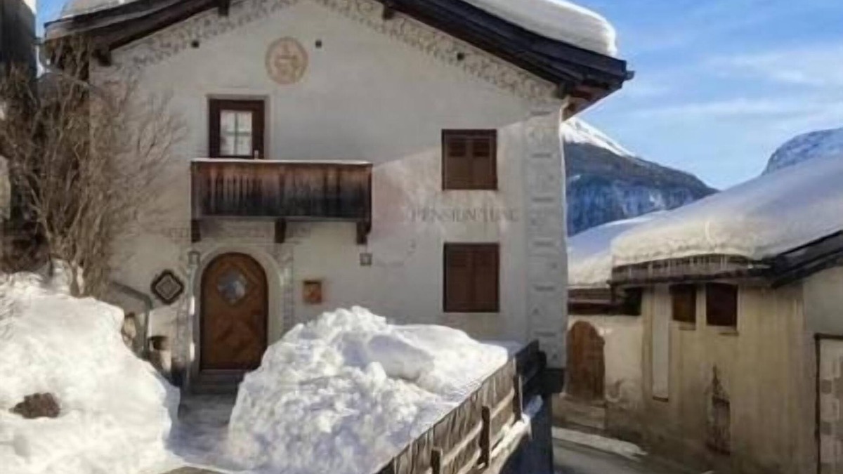 Vna House | Engadinerhaus