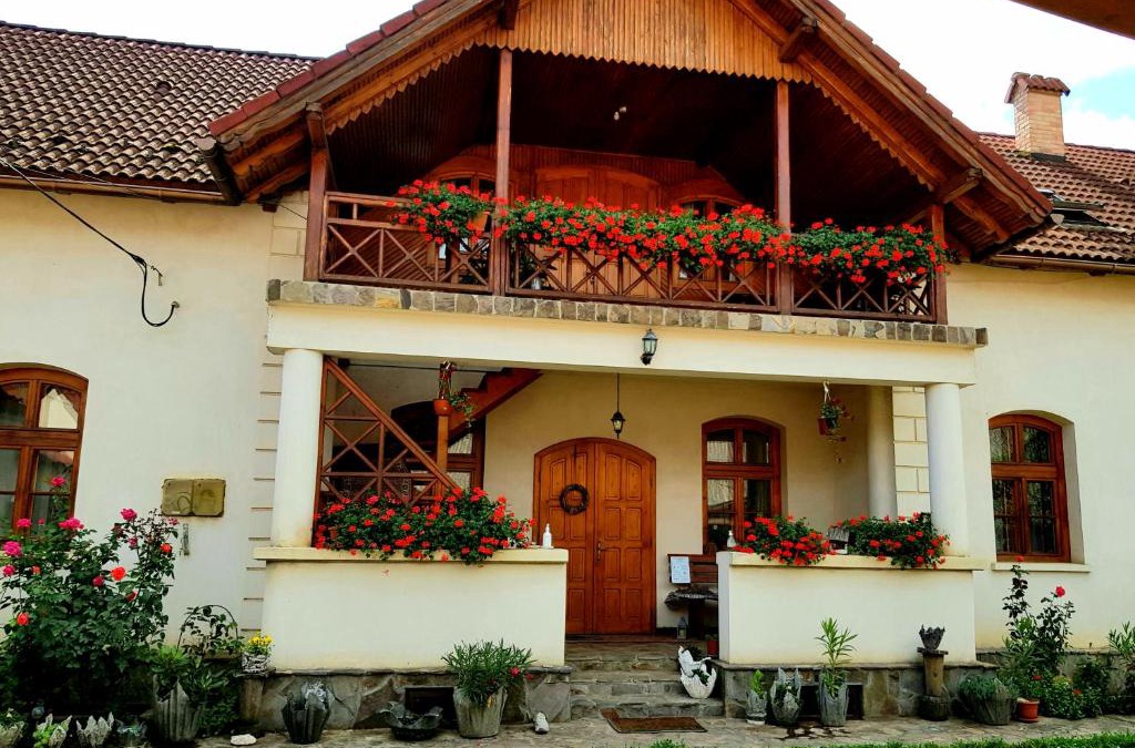 Cernat Bed & Breakfast | Enikő Vendégház