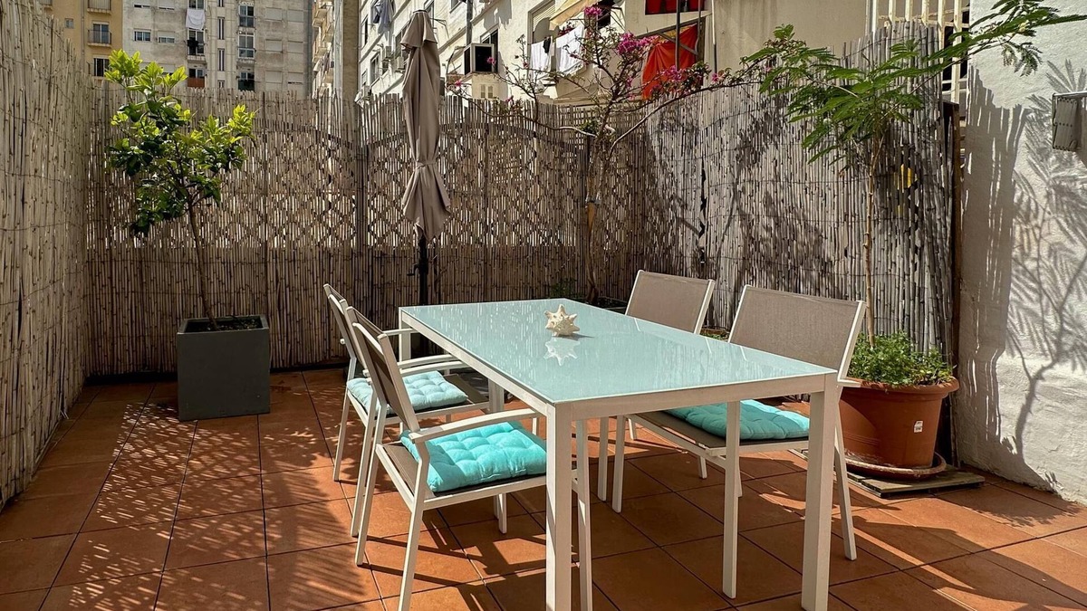 Eixample Apartment | Enjoy 2 Bedrooms apartment at Ruzafa with very sunny terrace