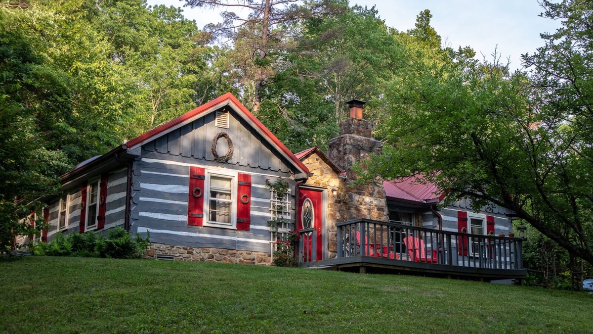 Gnaw Bone Cabin | Enjoy a Breath of Fresh Air at Trinity Hill!