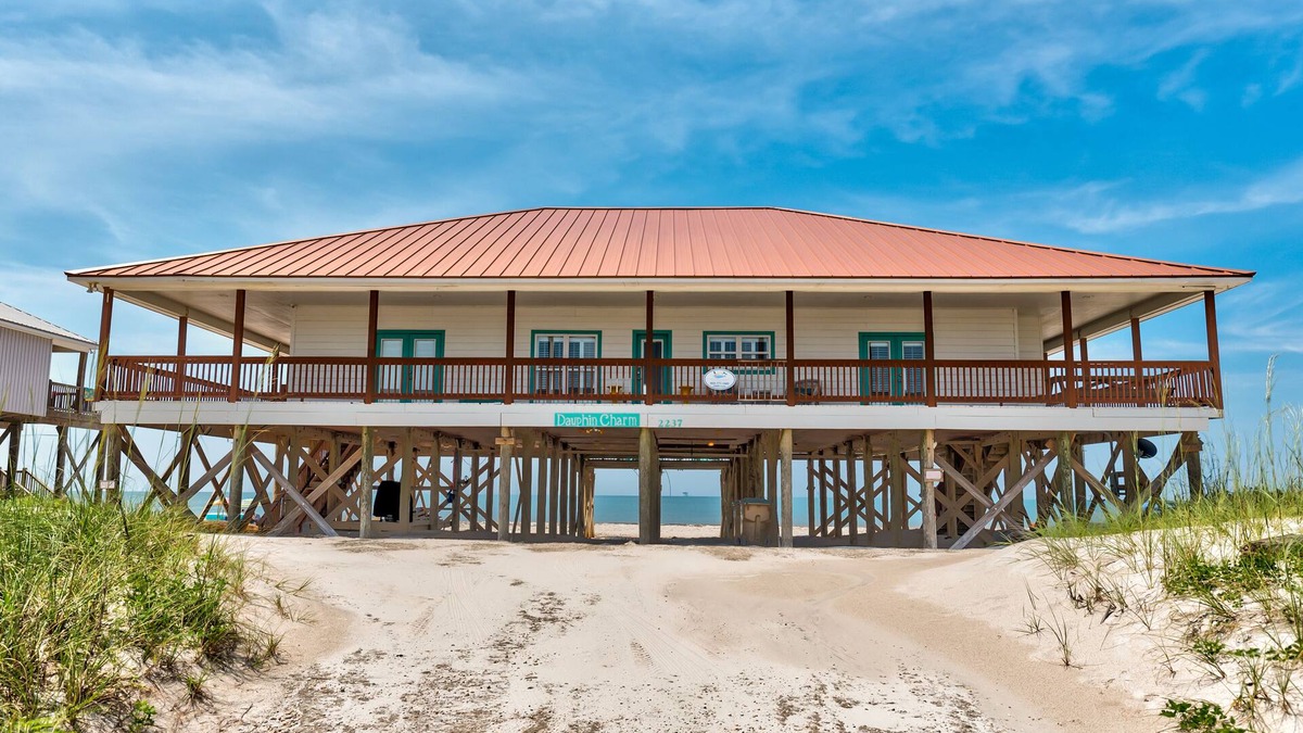Dauphin Island House | Enjoy a personal beach experience! Expansive gulf side deck! - Dauphin Charm