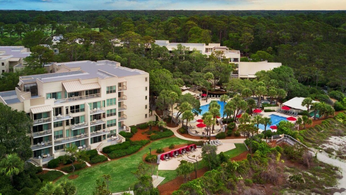 Beach Lagoon Villa | Enjoy a weekend at Marriott's Monarch in Hilton Head's Sea Pines Community