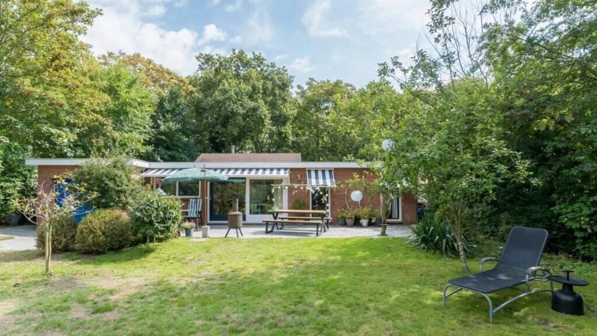 Renesse House | Enjoy all seasons in the Zoet and Zout beach house Situated in a unique location, close to both Ren