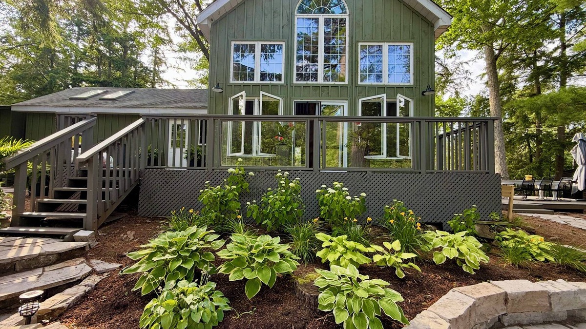 Selwyn Cottage | Enjoy Beautiful Sunrise & Sunset in Your Private Island Paradise