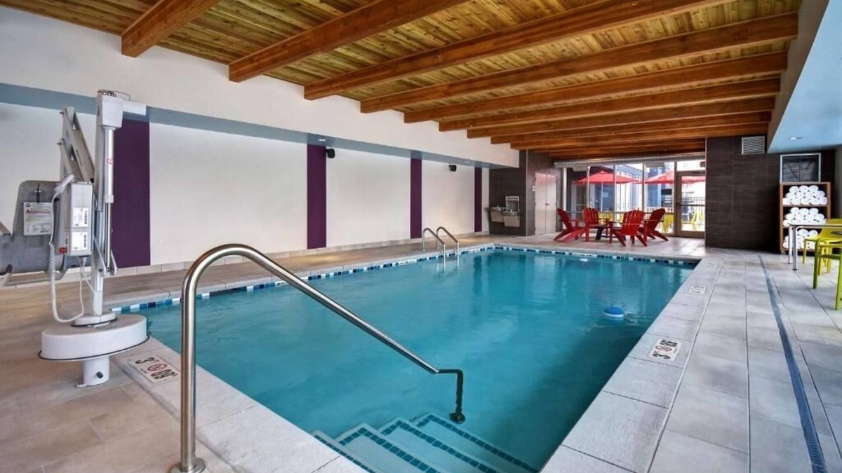 Wichita Hotel | Enjoy Homey Comfort w/In-Room Kitchen at Wichita Downtown Location