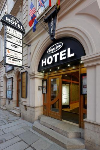 Plzen Hotel | Enjoy Inn