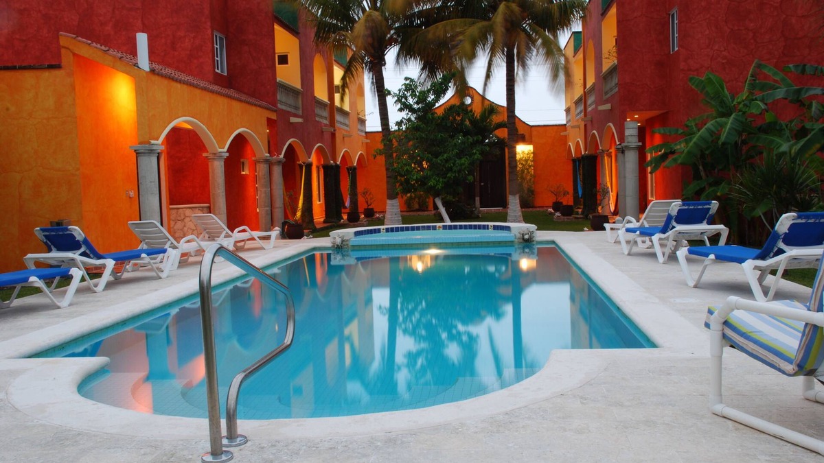 Colonia 10 De Abril Villa | Enjoy Mexican Colonial Style, with all the modern conveniences.